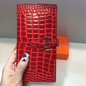 Hermes Bearn Wallet Alligator Leather Palladium Hardware In Red