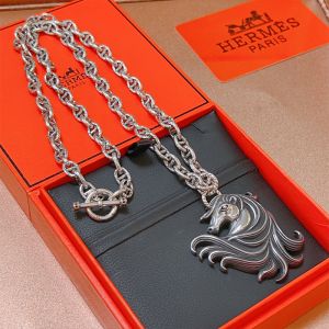 Hermes Horse Head Pendant Necklace Silver