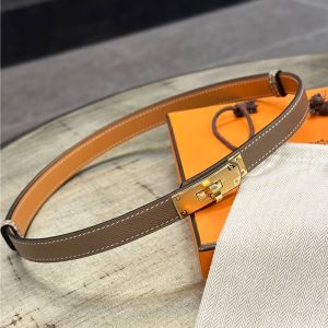 Hermes Kelly 18 Belt Espom Leather In Grey/Gold