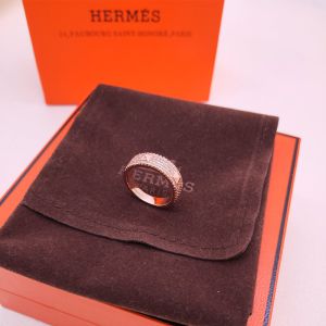 Hermes Mini Clous Ring With Crystal In Rose Gold