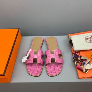 Hermes Oran Slides Women Crocodile Leather In Pink