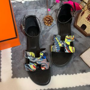 Hermes Santorini Flat Sandals Women Fantaisie Botanique Calfskin In Black