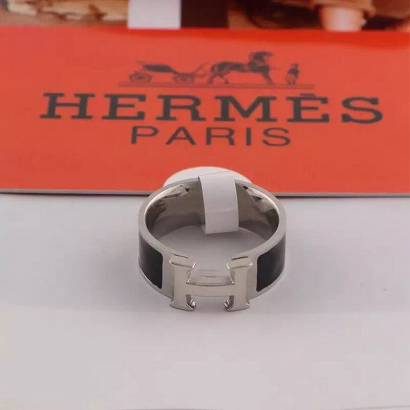 Hermes Black Enamel Gold Plated Clic-Clac H Narrow PM Bracelet - Yoogi's  Closet