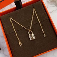 Hermes Kelly Cadenas Pendant Necklace In Gold