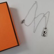 Hermes Kelly Cadenas Pendant Necklace In Silver